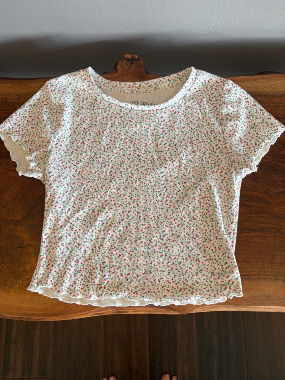 Aeropostale White Short Sleeve Tee with Pink & Green Floral Print